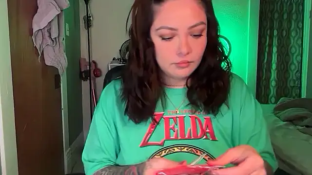 nativepumpkin95 online show from 10-31-25, 12:18