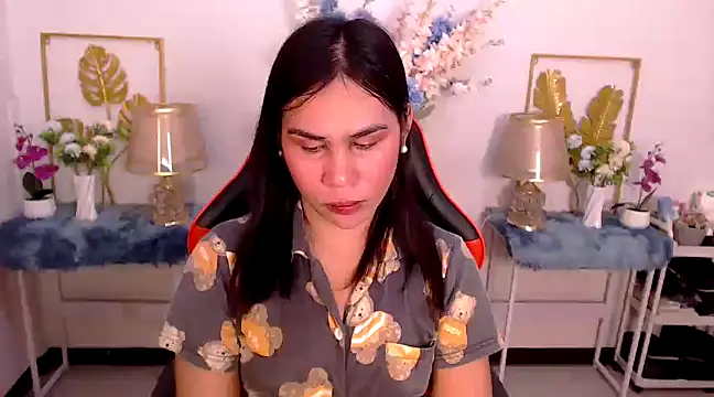 Snapshot of Asian_flabby chatting on 03-21-25, 02:18 Asian flabby online show from 03-21-25, 02:18