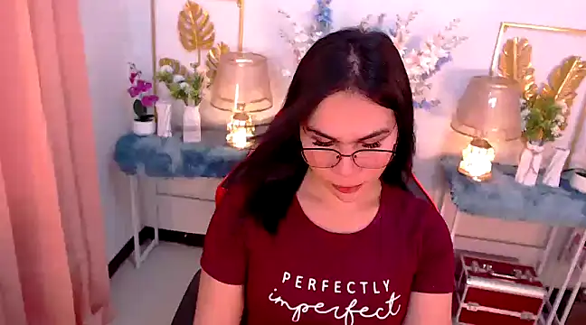 Snapshot of Asian_flabby chatting on 02-20-25, 06:57 Asian flabby online show from 02-20-25, 06:57