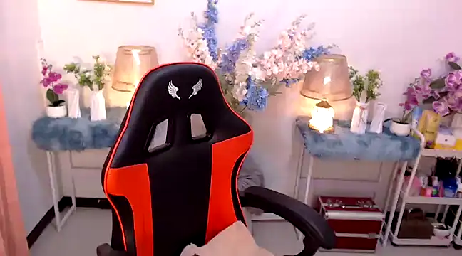 Snapshot of Asian_flabby chatting on 02-19-25, 07:16 Asian flabby online show from 02-19-25, 07:16