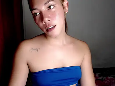 Snapshot of perly_169 chatting on 05-06-26, 05:33 perly 169 online show from 05-06-26, 05:33