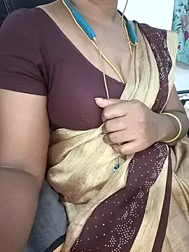 Tamil-hotwife online show from 06-12-26, 09:01