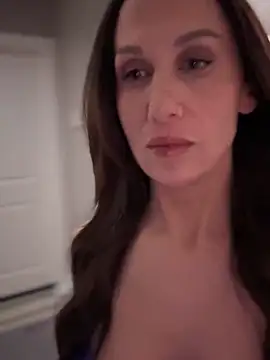 Fiona Kent  online show from 03-15-25, 12:25