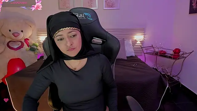 Snapshot of New_Arab_Kingdom chatting on 05-21-26, 08:28 New Arab Kingdom online show from 05-21-26, 08:28