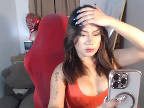 Snapshot of FrancineGarcia chatting on 05-23-26, 09:30 FrancineGarcia online show from 05-23-26, 09:30