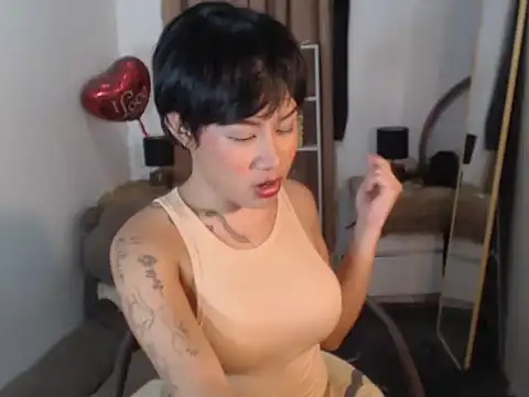 Snapshot of FrancineGarcia chatting on 06-30-26, 01:11 FrancineGarcia online show from 06-30-26, 01:11