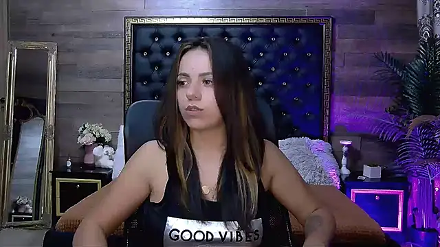 PlayfulElla online show from 09-21-25, 05:01