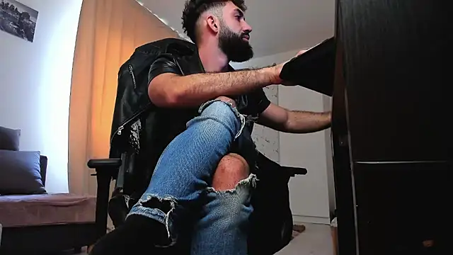 liamaesthetic online show from 04-01-26, 06:59