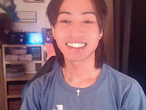 Snapshot of Lemonadexxx chatting on 05-17-26, 03:45 Lemonadexxx online show from 05-17-26, 03:45