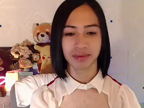 Snapshot of Lemonadexxx chatting on 02-06-25, 04:10 Lemonadexxx online show from 02-06-25, 04:10