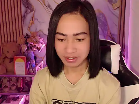 Snapshot of Lemonadexxx chatting on 09-13-25, 08:47 Lemonadexxx online show from 09-13-25, 08:47