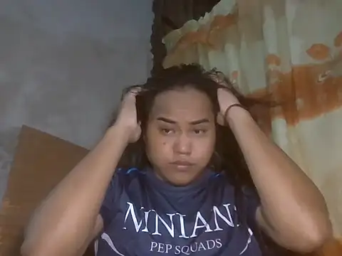 Snapshot of bettina_love chatting on 07-08-26, 12:28 bettina love online show from 07-08-26, 12:28