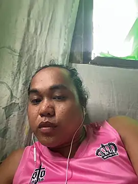 Snapshot of bettina_love chatting on 05-29-26, 03:34 bettina love online show from 05-29-26, 03:34