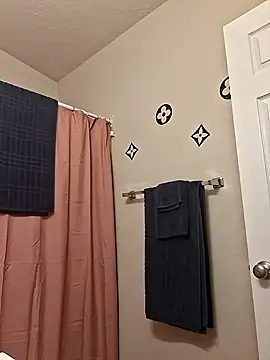 bootiebby online show from 10-09-25, 01:39