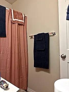 bootiebby online show from 09-26-25, 05:25