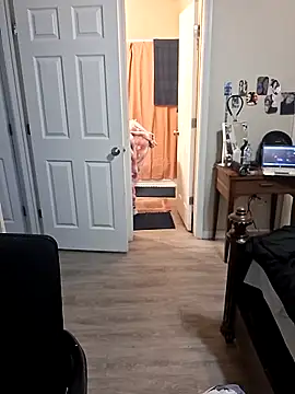 bootiebby online show from 10-13-25, 03:41