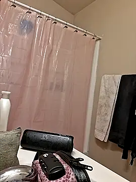 bootiebby online show from 09-24-25, 05:19