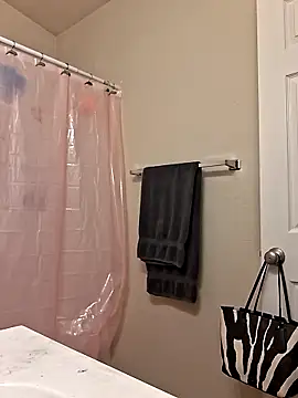 bootiebby online show from 09-16-25, 06:42