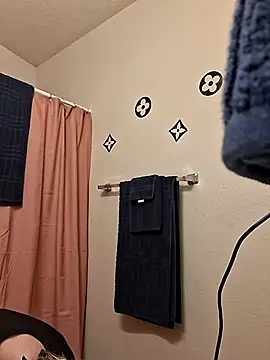 bootiebby online show from 10-10-25, 01:28