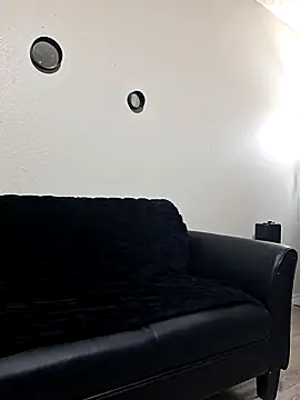 bootiebby online show from 10-19-25, 01:03