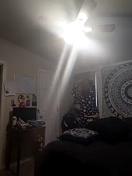 bootiebby online show from 04-17-26, 06:55