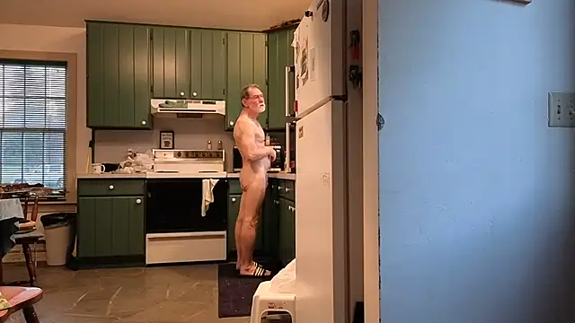 Snapshot of CDforU chatting on 10-15-25, 11:18 CDforU online show from 10-15-25, 11:18