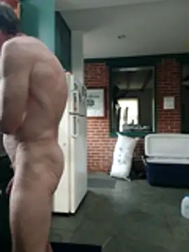 Snapshot of CDforU chatting on 10-29-25, 12:37 CDforU online show from 10-29-25, 12:37