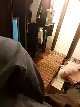 CDforU online show from 11-18-25, 04:27