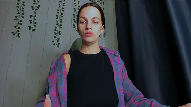 KarlaSim online show from 11-11-25, 07:19