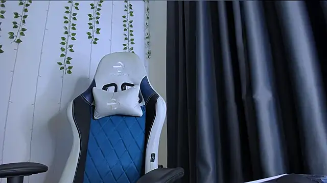 KarlaSim online show from 02-16-26, 08:46