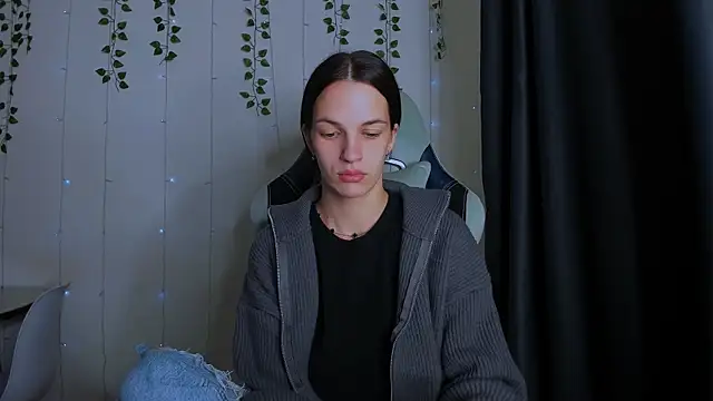 KarlaSim online show from 10-07-25, 04:30