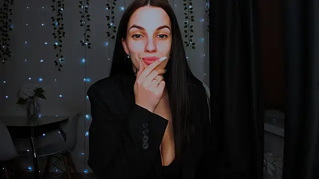 KarlaSim online show from 01-25-25, 02:14