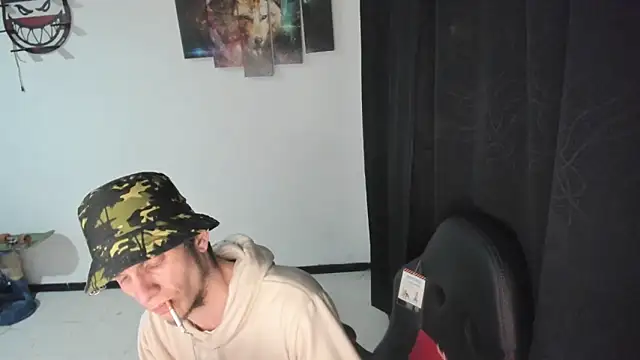 Jeff Waltonxh online show from 12-16-25, 04:50