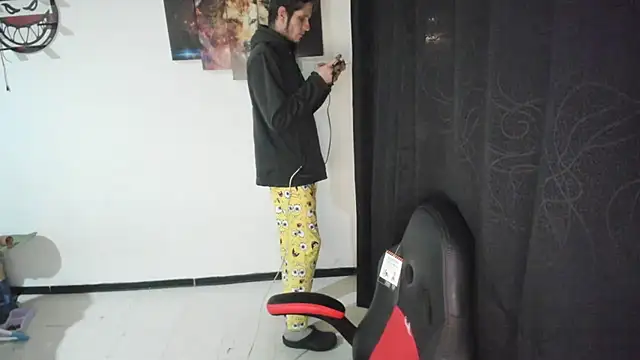 Jeff Waltonxh online show from 12-18-25, 05:23