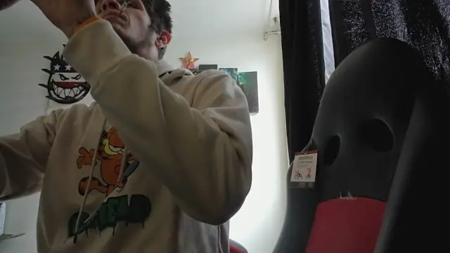 Jeff Waltonxh online show from 12-20-25, 04:54