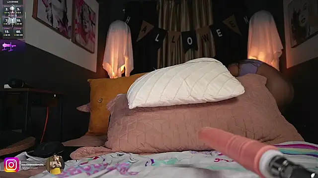 Emilyjhonson 01 online show from 10-29-25, 11:20