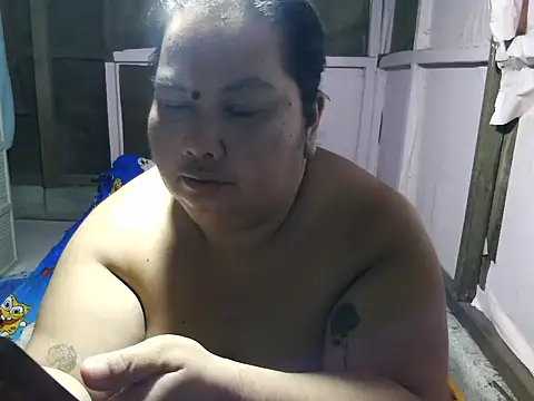 Snapshot of xxbigboootyxx chatting on 10-13-25, 01:29 xxbigboootyxx online show from 10-13-25, 01:29