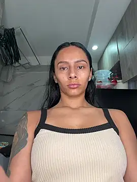 Snapshot of karlyn_angels chatting on 05-12-26, 05:30 karlyn angels online show from 05-12-26, 05:30