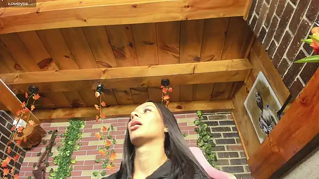 Snapshot of karlyn_angels chatting on 03-12-25, 07:47 karlyn angels online show from 03-12-25, 07:47