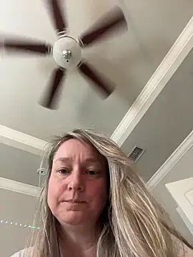 Vivian MayXxX online show from 03-31-26, 05:59