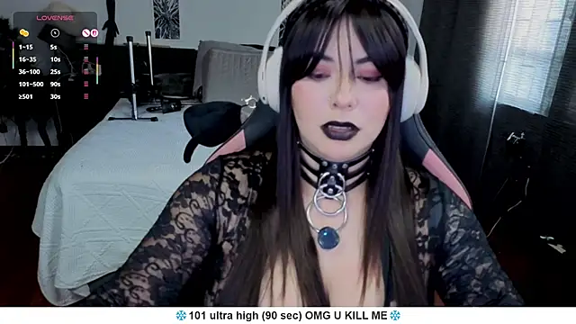 Liah santos online show from 04-30-26, 05:53