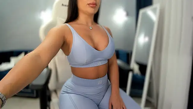 Snapshot of _missperfection_ chatting on 06-16-26, 01:38 missperfection online show from 06-16-26, 01:38
