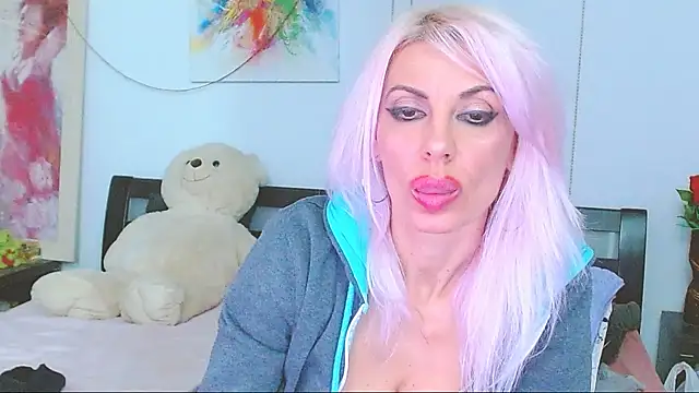 HoneyLara online show from 12-03-25, 08:52