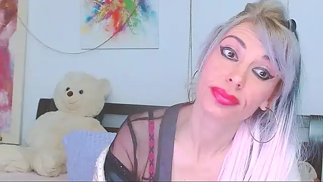 HoneyLara online show from 03-19-26, 10:54