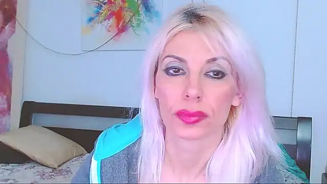 HoneyLara online show from 03-18-25, 01:46