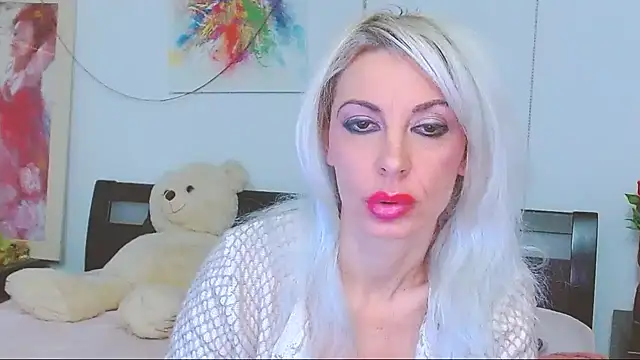 HoneyLara online show from 01-08-26, 11:55