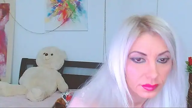 HoneyLara online show from 02-09-26, 11:14