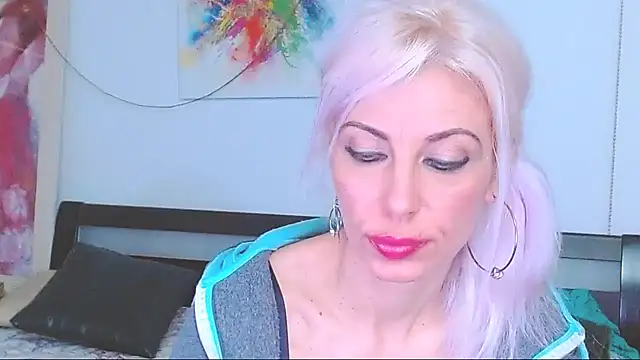 HoneyLara online show from 03-23-25, 02:48