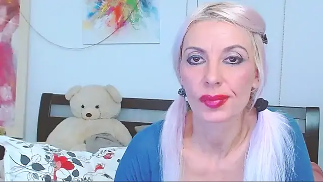 HoneyLara online show from 10-06-25, 08:42