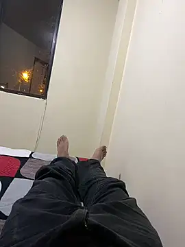 stuard-19 online show from 11-25-25, 11:48